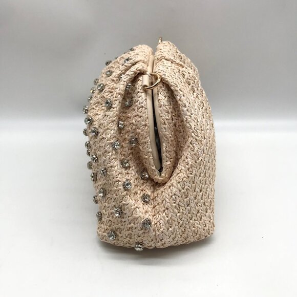 Urban Expressions Ivory Nikita Clutch - Picture 4 of 11